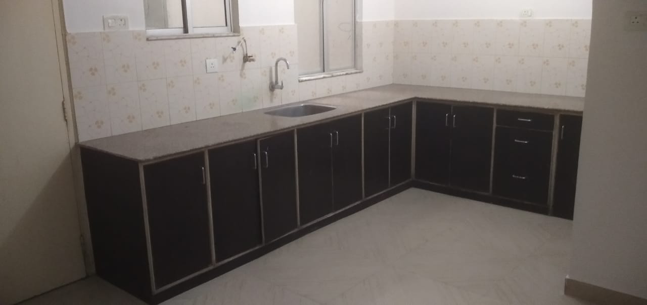 Unfurnished 3bhk Un- furnished Apatment  in Ambari, Guwahati, Assam, India for Rent